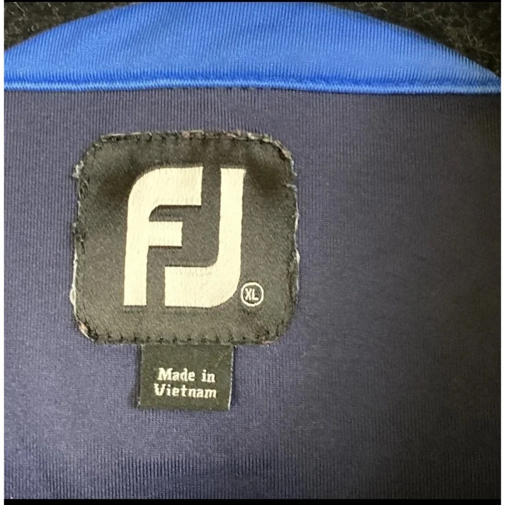 FootJoy Golf Vest Mens XL Navy Blue Nylon 1/4 Zip Sleeveless Hiking Outdoors